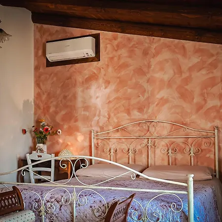 Bed and Breakfast Silmona - Relax Nel Cuore Del Salento Aradeo